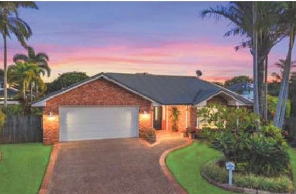 Sold property at 16 Crown Place, Kuraby