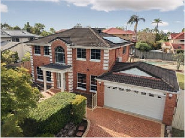 56 Honeysuckle Way, Calamvale, recently sold