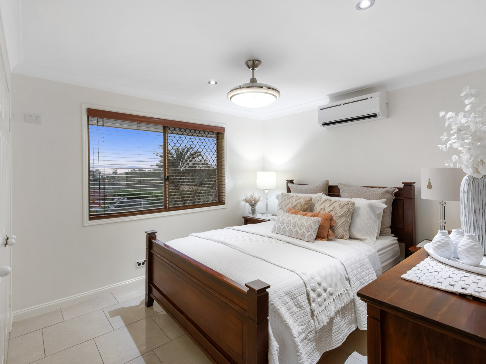 Upstairs bedroom