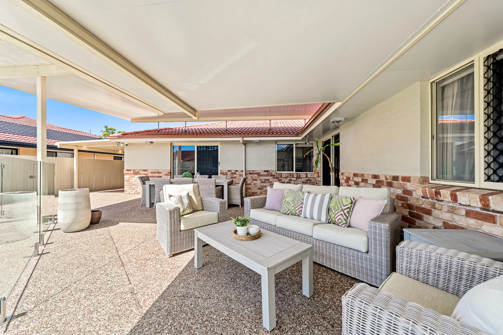 Covered outdoor entertaining at 27 Greenhaven Crescent, Kuraby